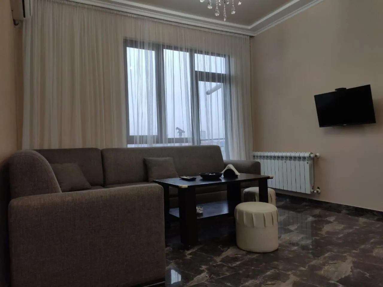 Home Apartament Batumi Apartment